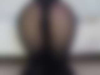 Live cam show with angelinaloves - Blowjob on crypto-cams