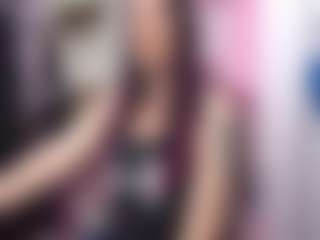 Live cam show with Genny Rock - Mature on crypto-cams
