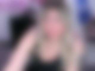 Live cam show with Genny Rock - Thick on madthumbs