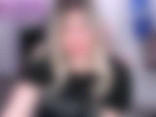 Live cam show with Genny Rock - Mature on madthumbs