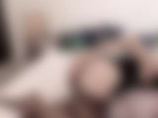 Live cam show with sophialinn - Double Penetration on TeamSkeetLive