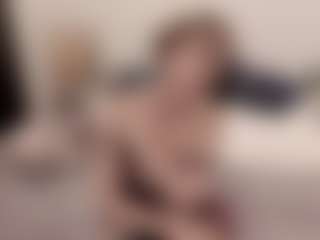 Live cam show with sophialinn - Butt Plug on camgirlchat.live