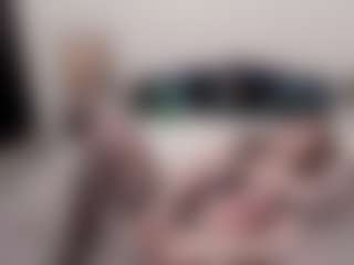 Live cam show with sophialinn - Granny on CamSextacy
