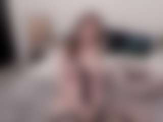 Live cam show with sophialinn - Middle Aged on StripNow