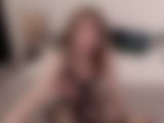 Live cam show with sophialinn - Granny on Livezox