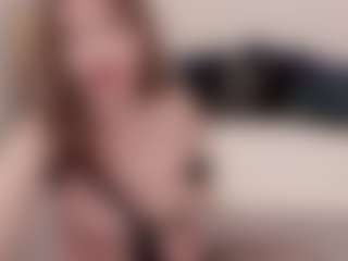 Live cam show with sophialinn - Brown Hair MILF on Livezox