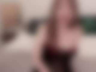 Show de câmera ao vivo com sophialinn - Striptease MILF no Camsoda