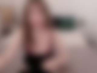 Live cam show with sophialinn - Brown Hair MILF on CamClone