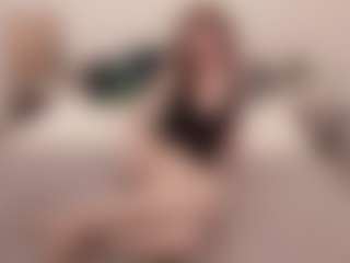 Live cam show with sophialinn - Brown Hair MILF on Camsoda