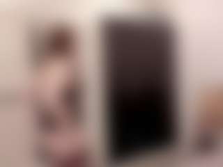 Live cam show with sophialinn - Mature on Camsoda