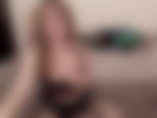 sophialinn MILF webcam performer live streaming