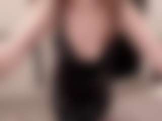 Live cam show with sophialinn - Thong on Camsoda