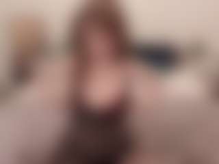 Live cam show with sophialinn - Bedroom Mature on Dolls Live