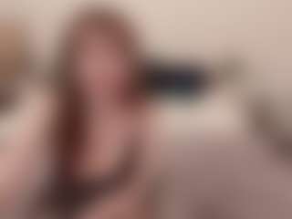 Live cam show with sophialinn - Butt Plug on livesuperchat.net