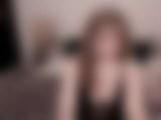 Live cam show with sophialinn - Striptease MILF on madthumbs