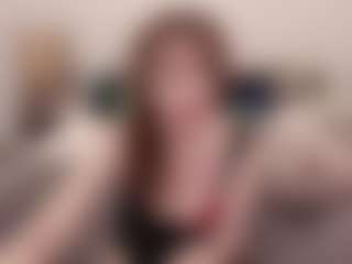 Live cam show with sophialinn - Bedroom MILF on boobsie.com