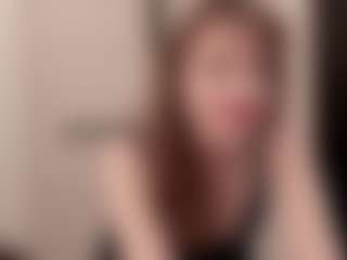 Live cam show with sophialinn - Striptease MILF on Camsoda