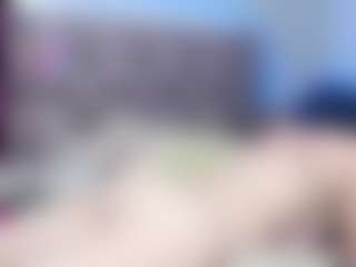 Live cam show with kittyhotass - Curvy Small Tits on Camsoda