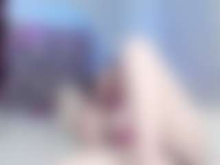 Live cam show with kittyhotass - Curvy Small Tits on livesexfox.com