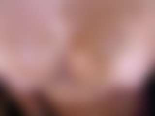 Live cam show with anastasiahanks - BBW Shaved Pussy on Camsoda
