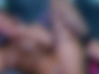 Live cam show with MinasVibe - Bikini on Uber Horny