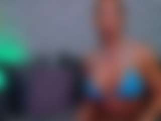 Live cam show with MinasVibe - Tease MILF on Camsoda