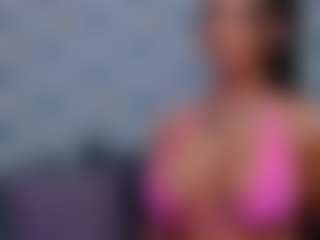 Эротическая трансляция с MinasVibe — Athletic Strip на Camsoda
