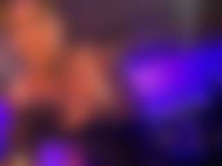Live cam show with Anna Maria - White on eurowanks.com | colombia