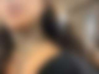 Live cam show with Anna Maria - Sucking on Instabang