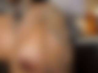 Live cam show with Anna Maria - Fuck Machine on Camsoda