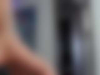 Live cam show with Anna Maria - Gamer Red Hair on Camsoda
