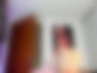 Live cam show with sirenemillyxx - Black Hair on Camiplay Live