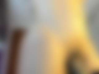 Live cam show with sirenemillyxx - Big Balls on googirlz