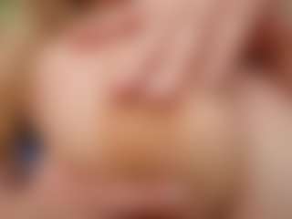happyalice MILF webcam performer live streaming