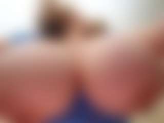Live cam show with happyalice - Foot Fetish on SquirtSoMuch