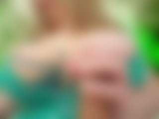 happyalice's Live Sex Cam Show
