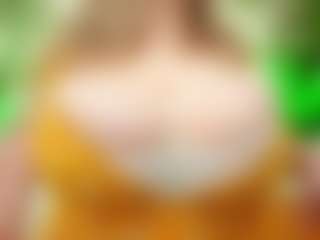 Live cam show with happyalice - Spank MILF on SquirtSoMuch
