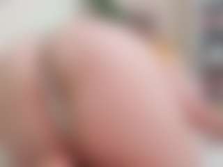 Live cam show with happyalice - Strip Mature on SinfulBabes