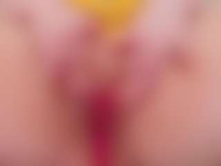Live cam show with happyalice - Gamer Mature on Mixed Magazine Live