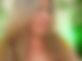happyalice's Live Sex Cam Show