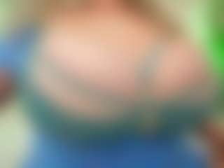 Live cam show with happyalice - Spank MILF on Camsoda Late Night