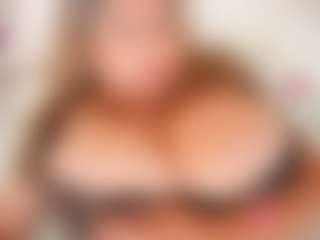 Live cam show with happyalice - BBW Amateur on liverealitysex.com