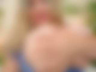 Live cam show with happyalice - Lush Mature on Camsoda