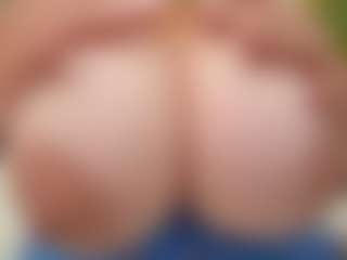 happyalice's Live Sex Cam Show