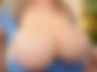 happyalice's Live Sex Cam Show