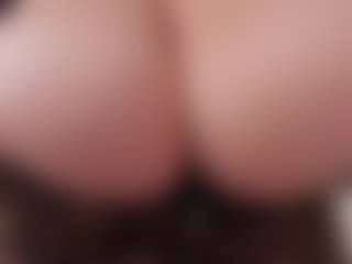 Live cam show with happyalice - Spank on Camsoda