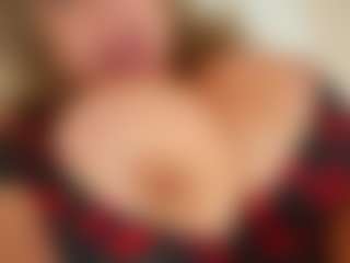 happyalice's Live Sex Cam Show