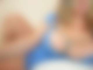 happyalice's Live Sex Cam Show