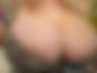 happyalice's Live Sex Cam Show