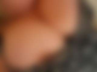 happyalice's Live Sex Cam Show